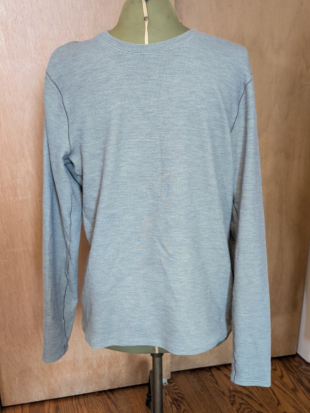 Men's Long-Sleeve Crew Thermal Shirt in Light Green